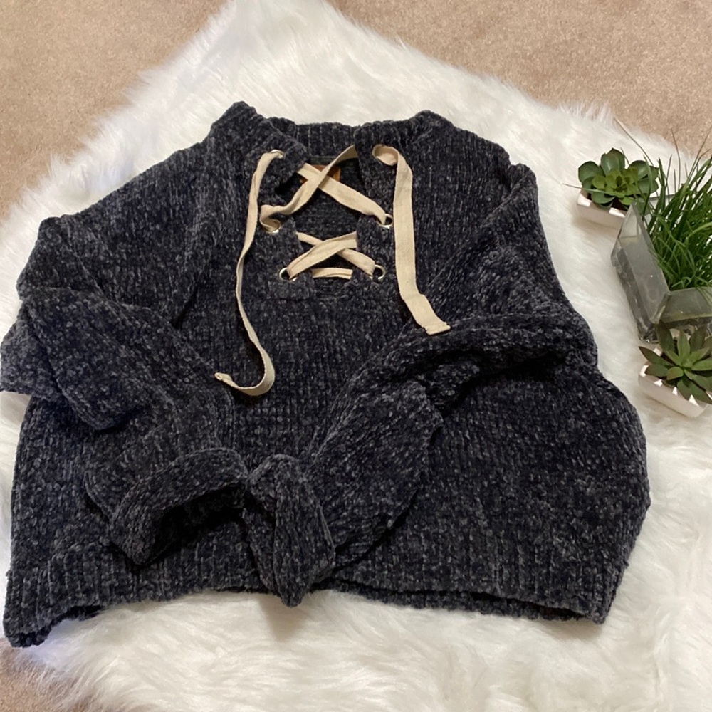 POL charcoal gray sweater